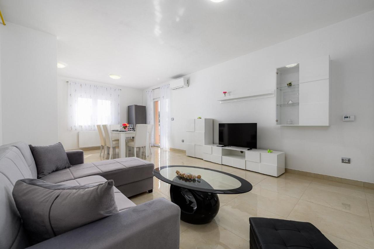 Stancija Amoroso Porec Apartments Экстерьер фото