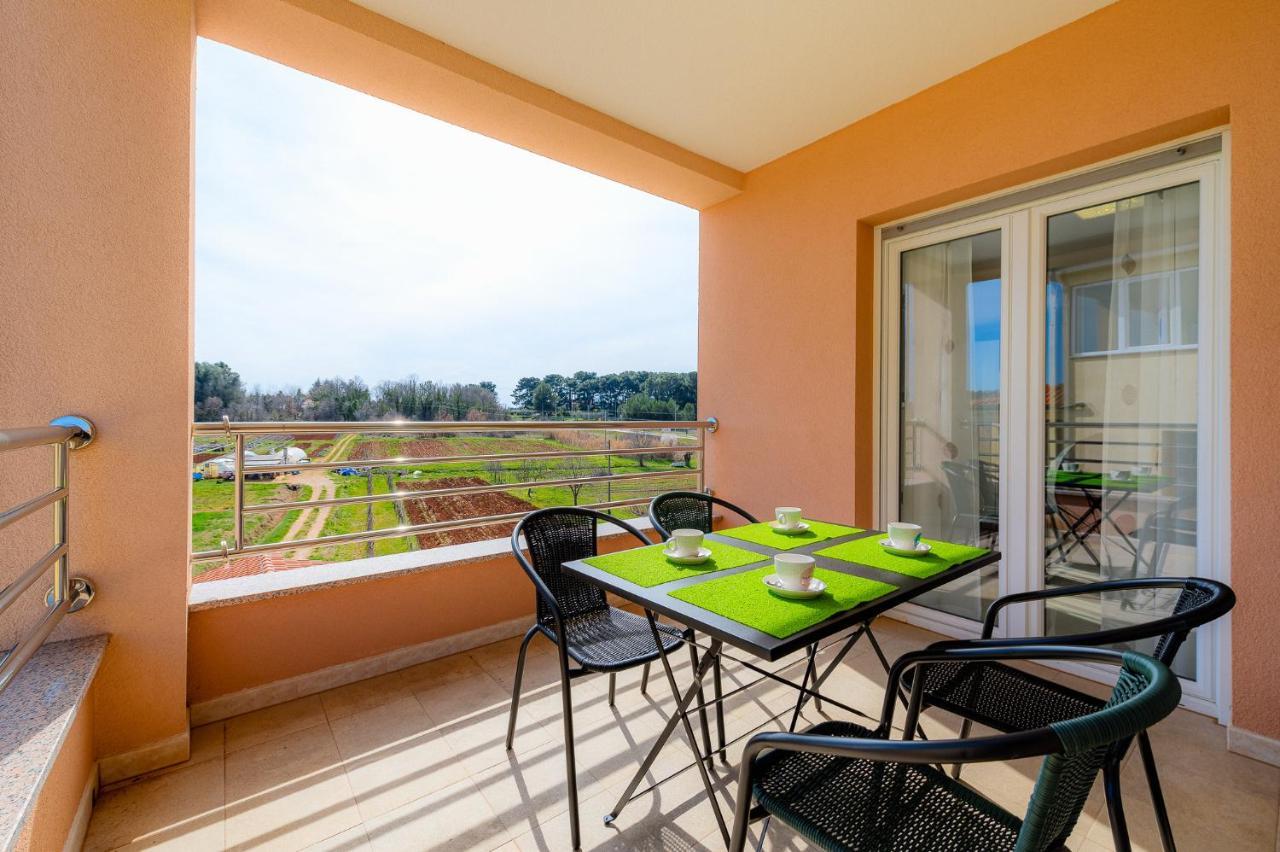 Stancija Amoroso Porec Apartments Экстерьер фото