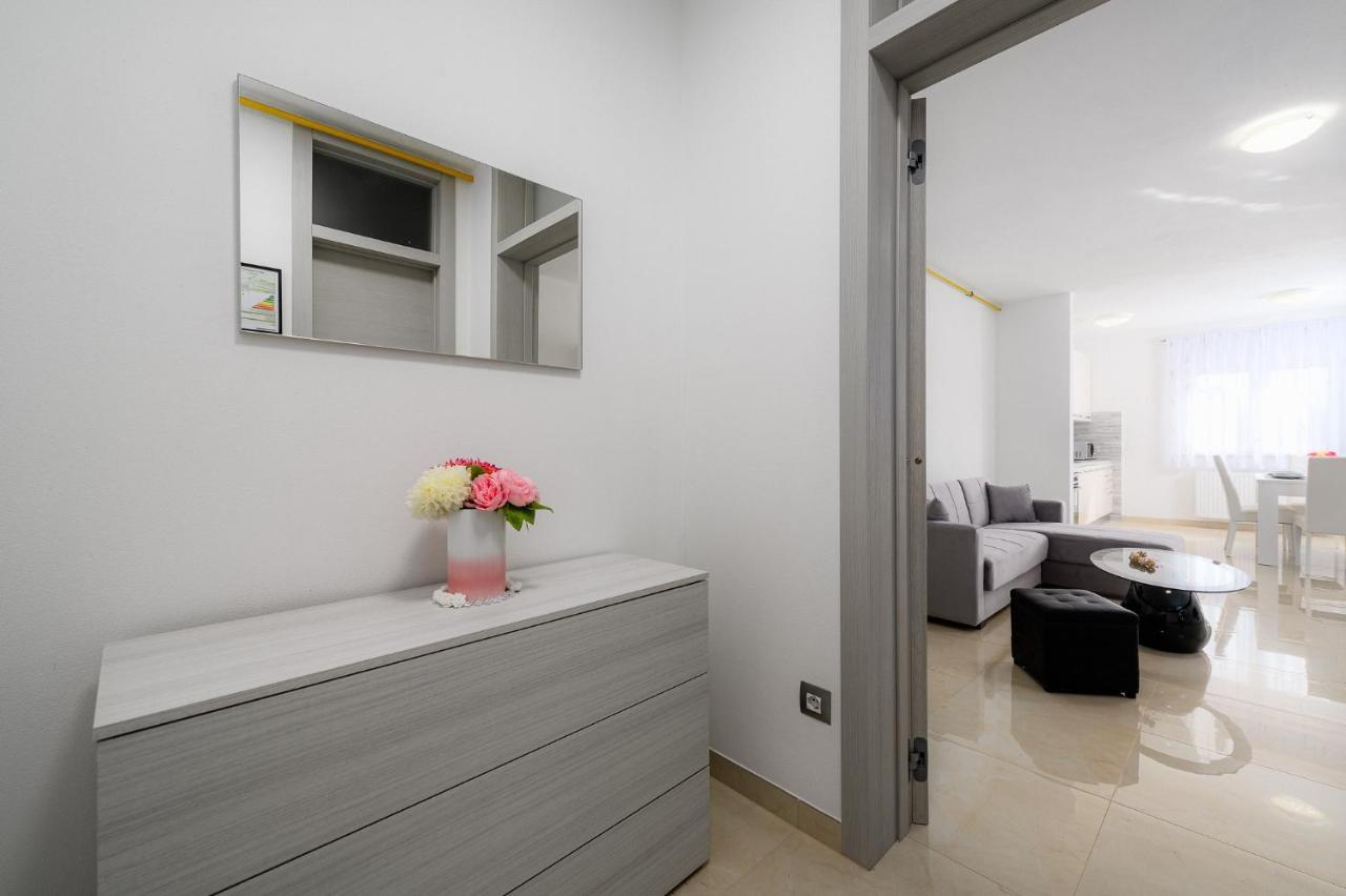 Stancija Amoroso Porec Apartments Экстерьер фото